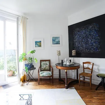 Διαμέρισμα Charming Apt With Terrace In The Heart Of Paris