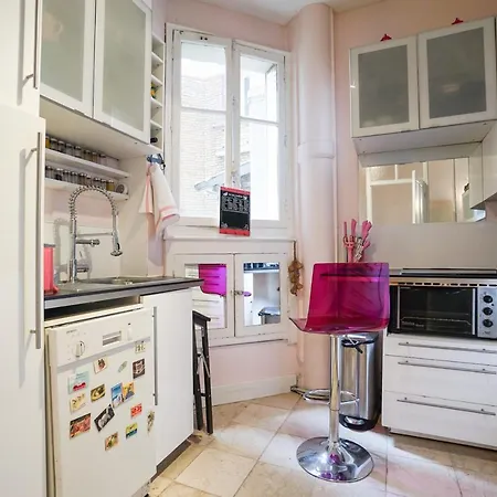 Charming Apt With Terrace In The Heart Of Paris Παρίσι