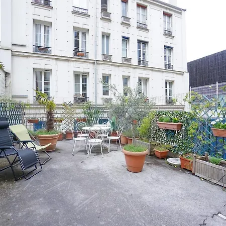 Charming Apt With Terrace In The Heart Of Paris