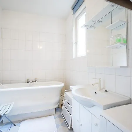 Charming Apt With Terrace In The Heart Of Paris Παρίσι