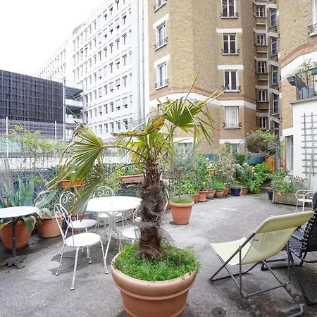Charming Apt With Terrace In The Heart Of Paris